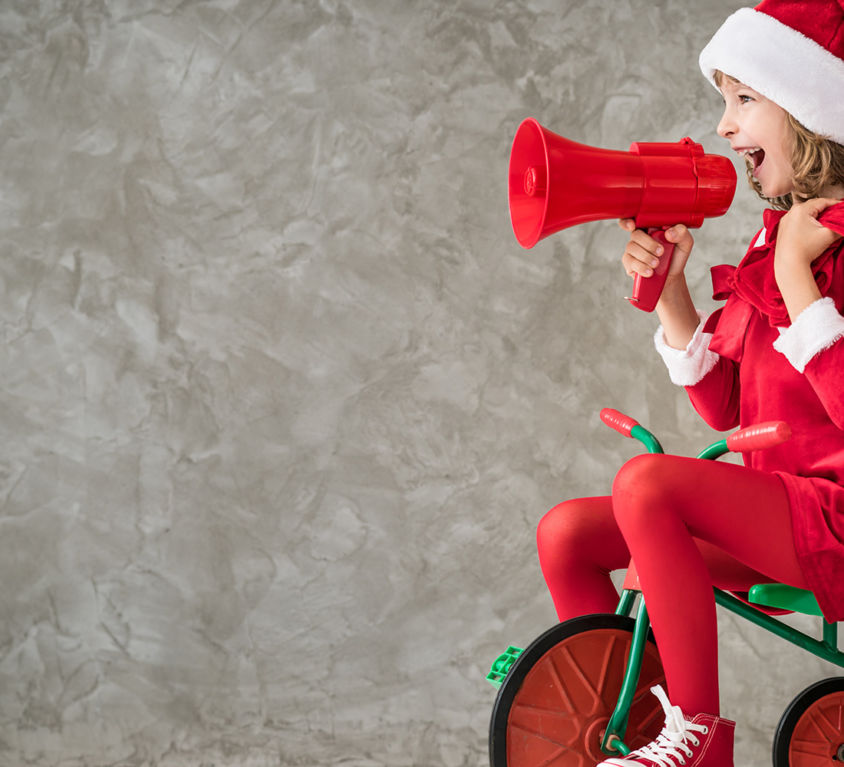 Introbild telefonisch für Hörer helfen Kindern spenden in der Weihnachtssammlung 2019.jpg