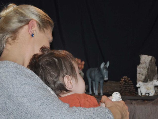 Introbild Hörer helfen Kindern Spendenmarathon Freundin für Hannes