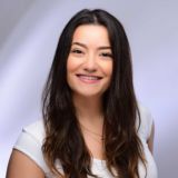 Hörer helfen Kindern Mitarbeiterin Patricia Khazaeli