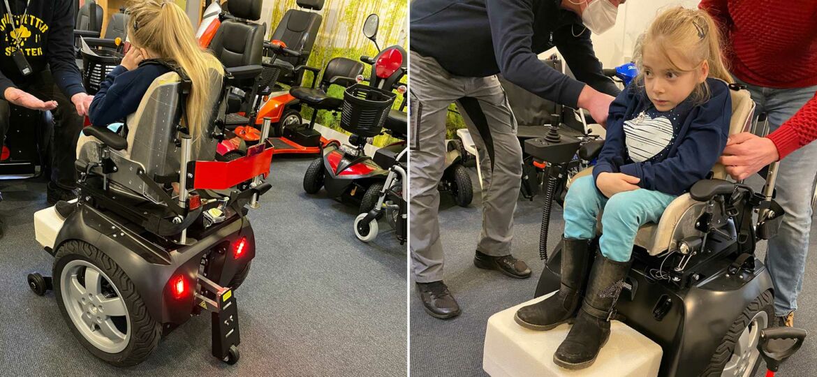 Introbild Jella hat ihren Rolli von Hörer helfen Kindern bekommen