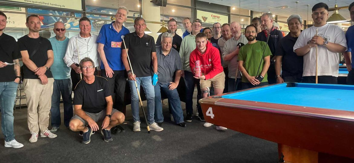 Introbild Danke an die Billiardfreunde für ihre Spende an Hörer helfen Kindern