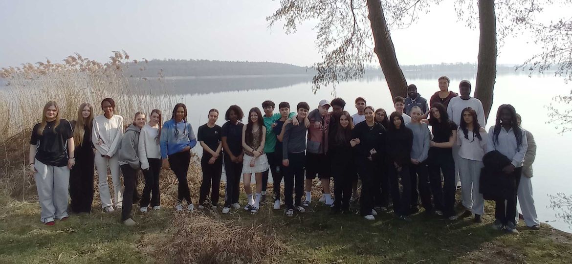 Introbild Projekt GameChanger mit Fußball-Workshop finanziert durch Hörer helfen Kindern