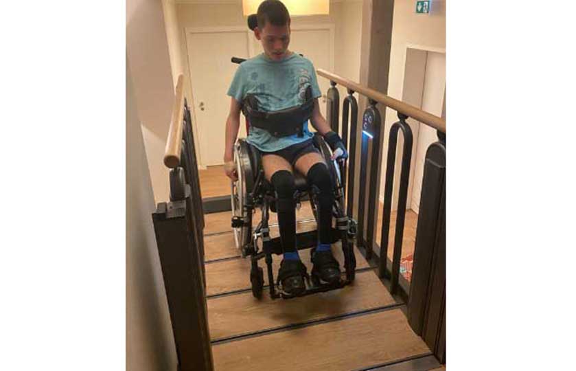 04-Eine-neue-Falttreppe-für-den-Neuen-Kupferhof