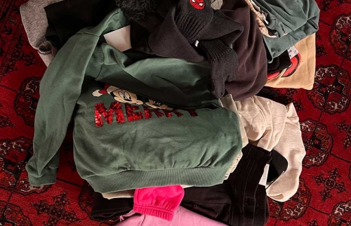 02-Arche-und-Familienhelden-bereiten-dank-Hörer-helfen-Kindern-vielen-Familien-sorgenfreies-Weihnachtsfest