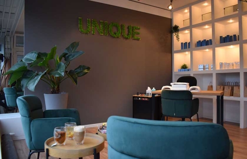 03-Weihnachtstombola-von-Unique-Concept-Cosmetics-für-Hörer-helfen-Kindern