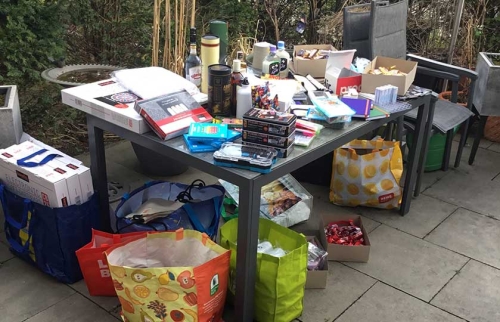 04-Scheckübergabe-Dartturnier-für-Hörer-helfen-Kindern