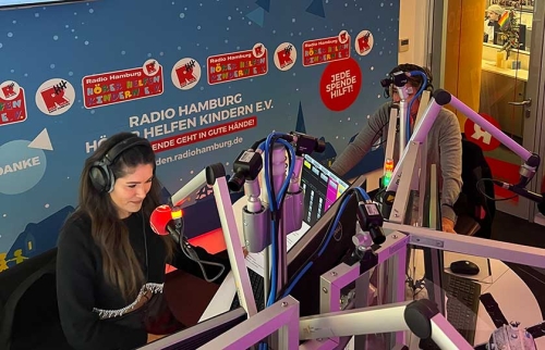 05-Promibesuche-im-Hörer-helfen-Kindern-Spendenmarathon