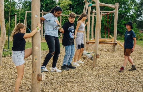 08-Familienfreizeit-von-mitKids-von-der-Ehlerdingstiftung-finanziert-von-Hörer-helfen-Kindern