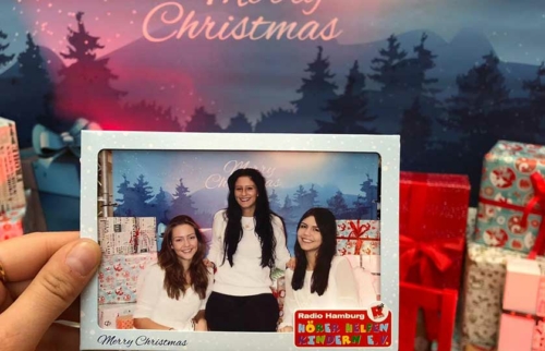 08-Weihnachtsengel-für-Hörer-helfen-Kindern-unterwegs-in-Hamburg