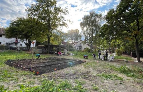 11-Neue-Garten-für-den-Gartentreff-Neuwiedenthal-finanziert-durch-Hörer-helfen-Kindern
